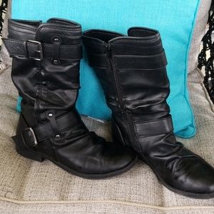 Black faux leather biker boots (8.5)